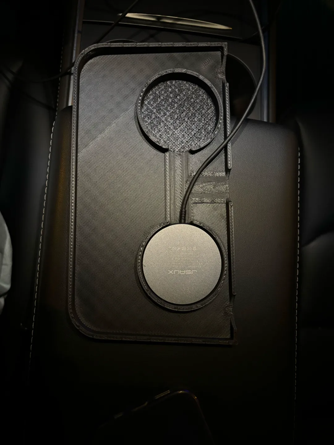 Tesla Model 3 Y MagSafe Charging Pad, photo 3 of 3 - Tesla Model 3 Y MagSafe Charging Pad Hobby & DIY
