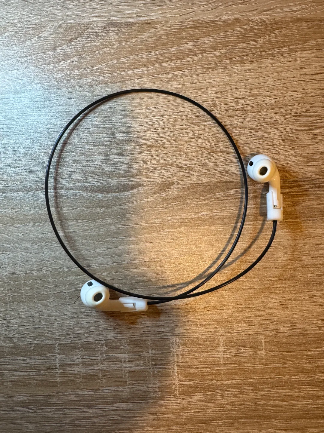Removable Anti-Loss Tether for AirPods, photo 2 of 4 - Removable Anti-Loss Tether for AirPods Hobby & DIY