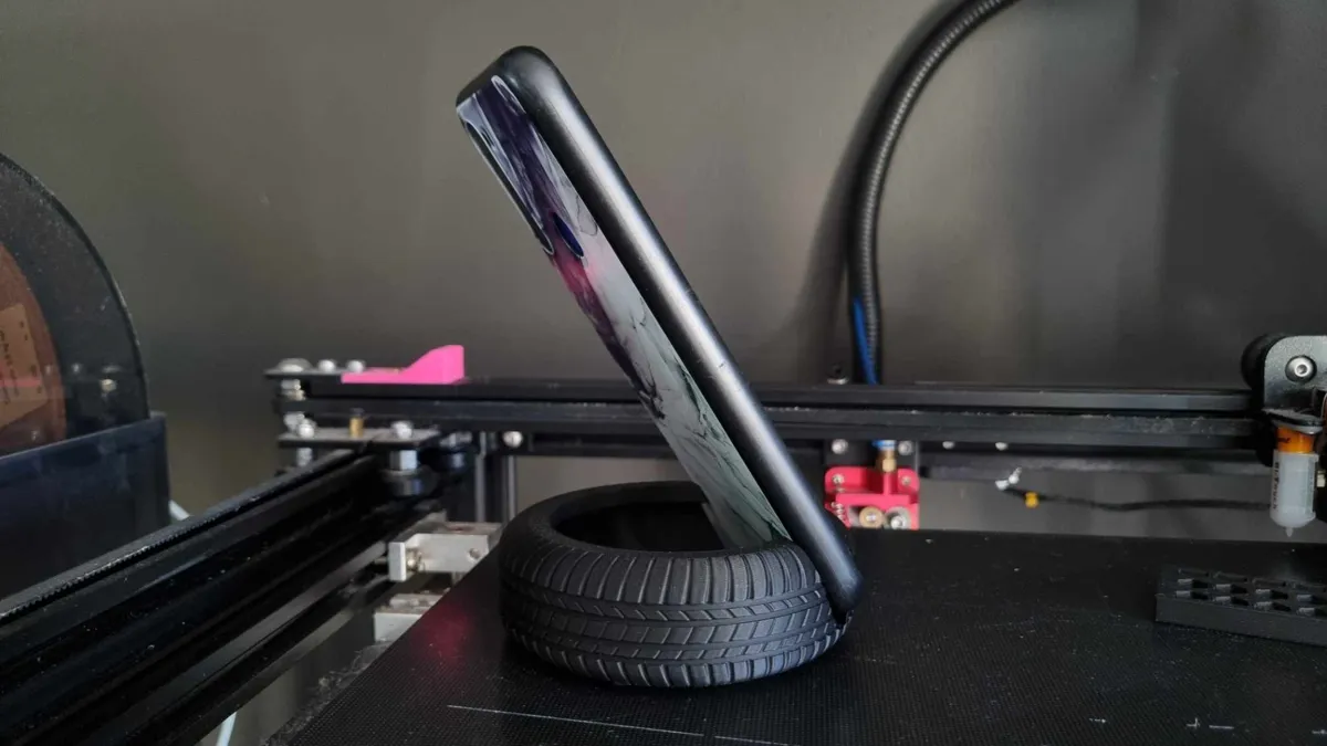 Car Tire Style Phone Stand, photo 2 of 4 - Car Tire Style Phone Stand Hobby & DIY