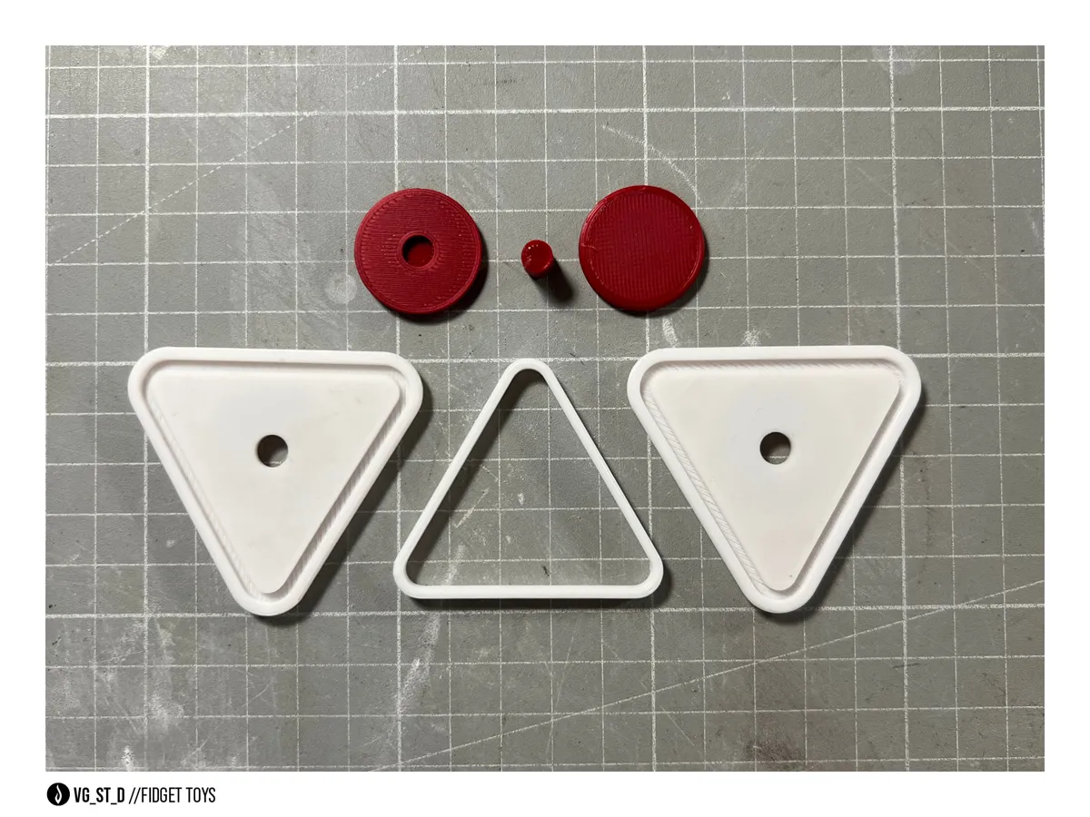 Triangle Spinner, photo 2 of 2 - Triangle Spinner Toys & Games