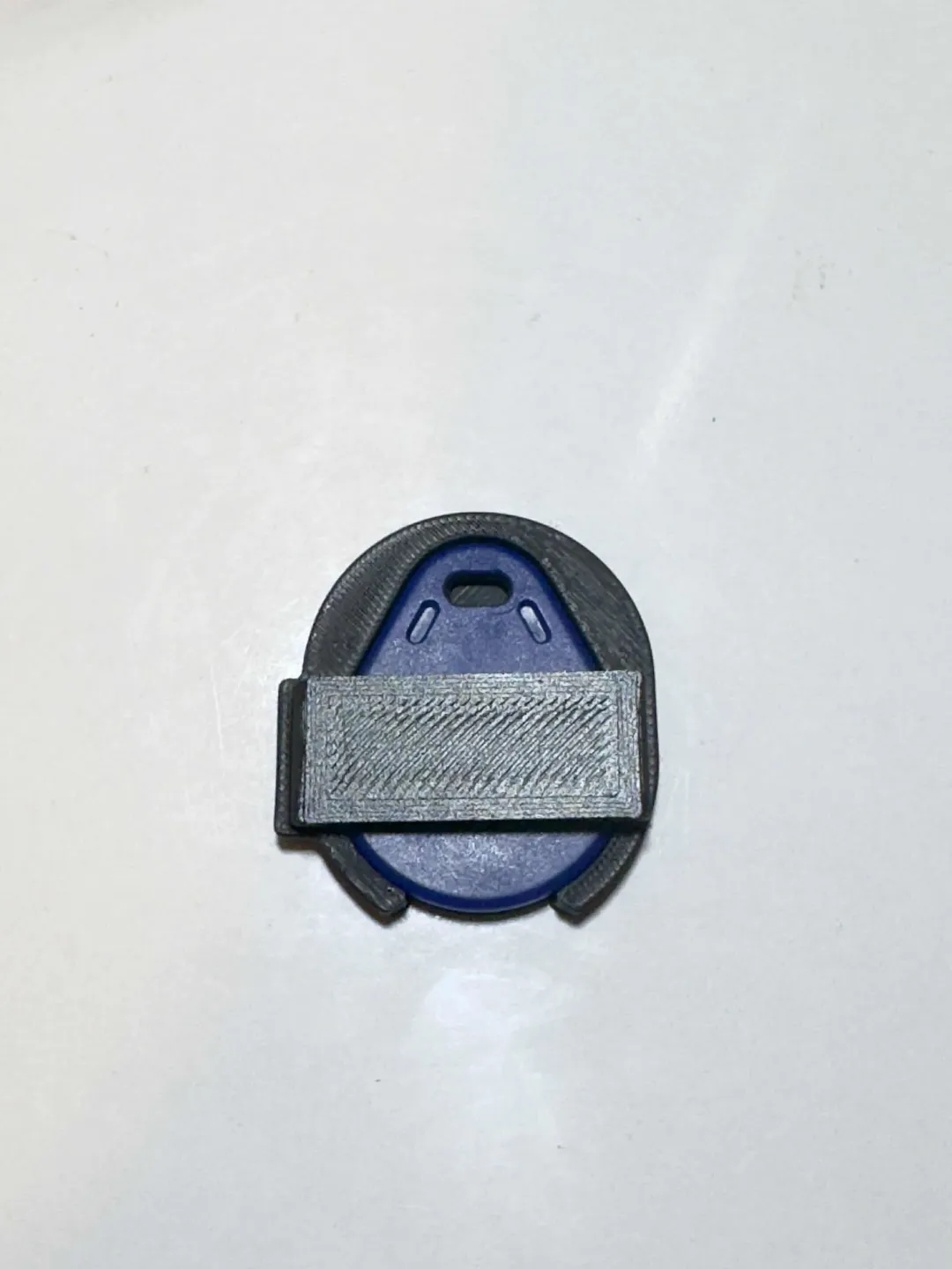 RFID Tag Clip for Apple Watch, photo 2 of 4 - RFID Tag Clip for Apple Watch Mobile & Device Accessories