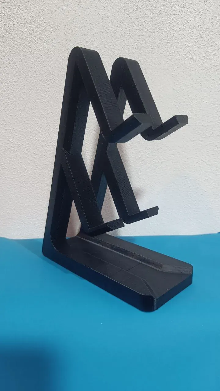 PS4 and PS5 Controller Stand, photo 3 of 4 - PS4 and PS5 Controller Stand Tools