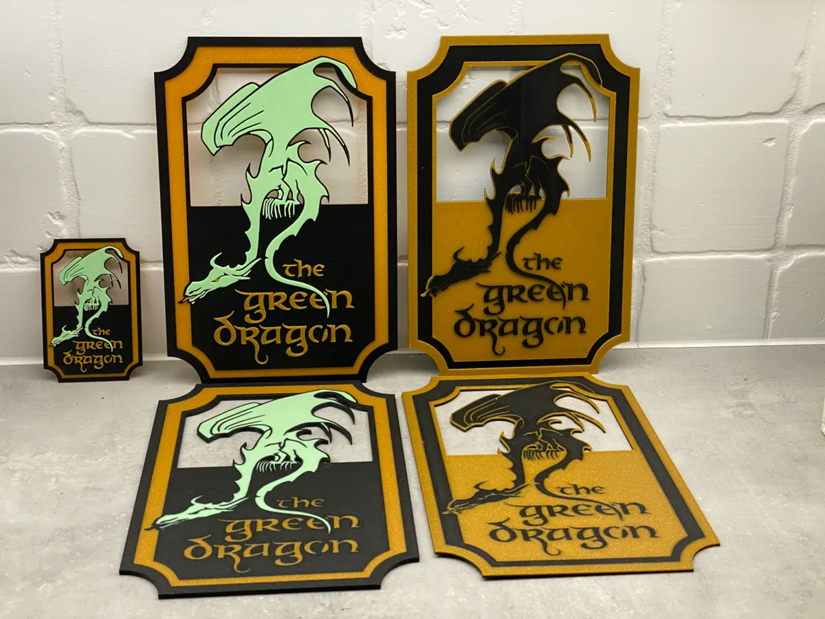 Lord of the rings Green Dragon LOTR Face UP sign, photo 3 of 4 - Lord of the rings Green Dragon LOTR Face UP sign Art