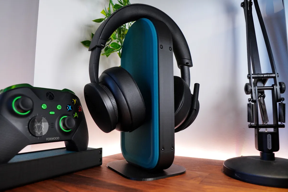 Headphone Stand by Foxwood, photo 2 of 4 - Headphone Stand by Foxwood Mobile & Device Accessories