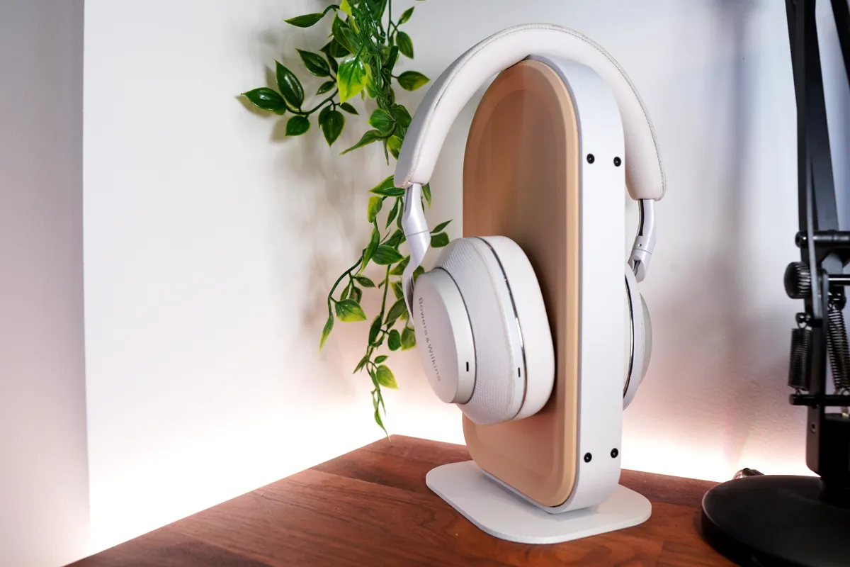 Headphone Stand by Foxwood, photo 3 of 4 - Headphone Stand by Foxwood Mobile & Device Accessories