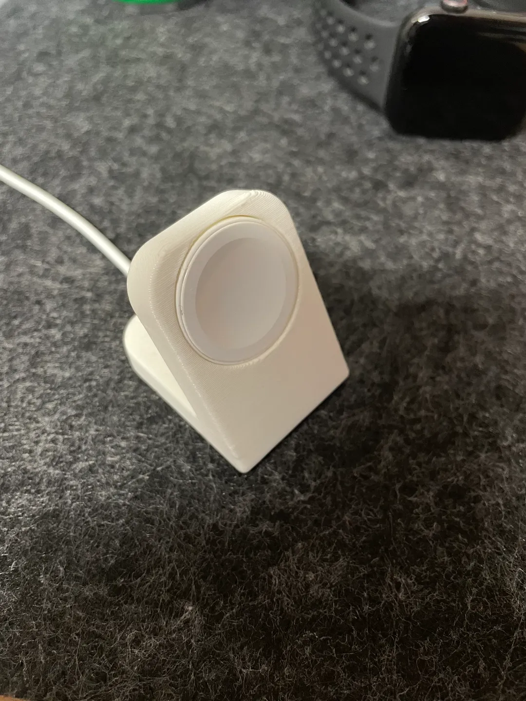 Minimalistic Apple Watch Charger, photo 3 of 3 - Minimalistic Apple Watch Charger Tools
