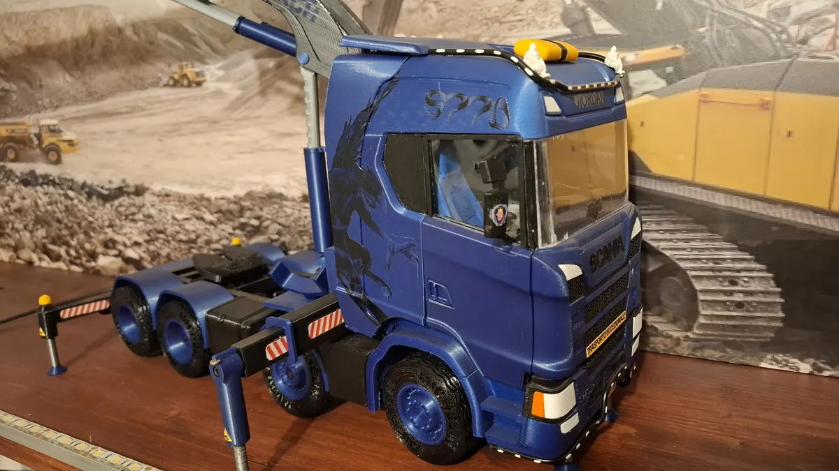 SCANIA S770 WITH CORMACH CRANE, photo 4 of 4 - SCANIA S770 WITH CORMACH CRANE Models, RC & Drones
