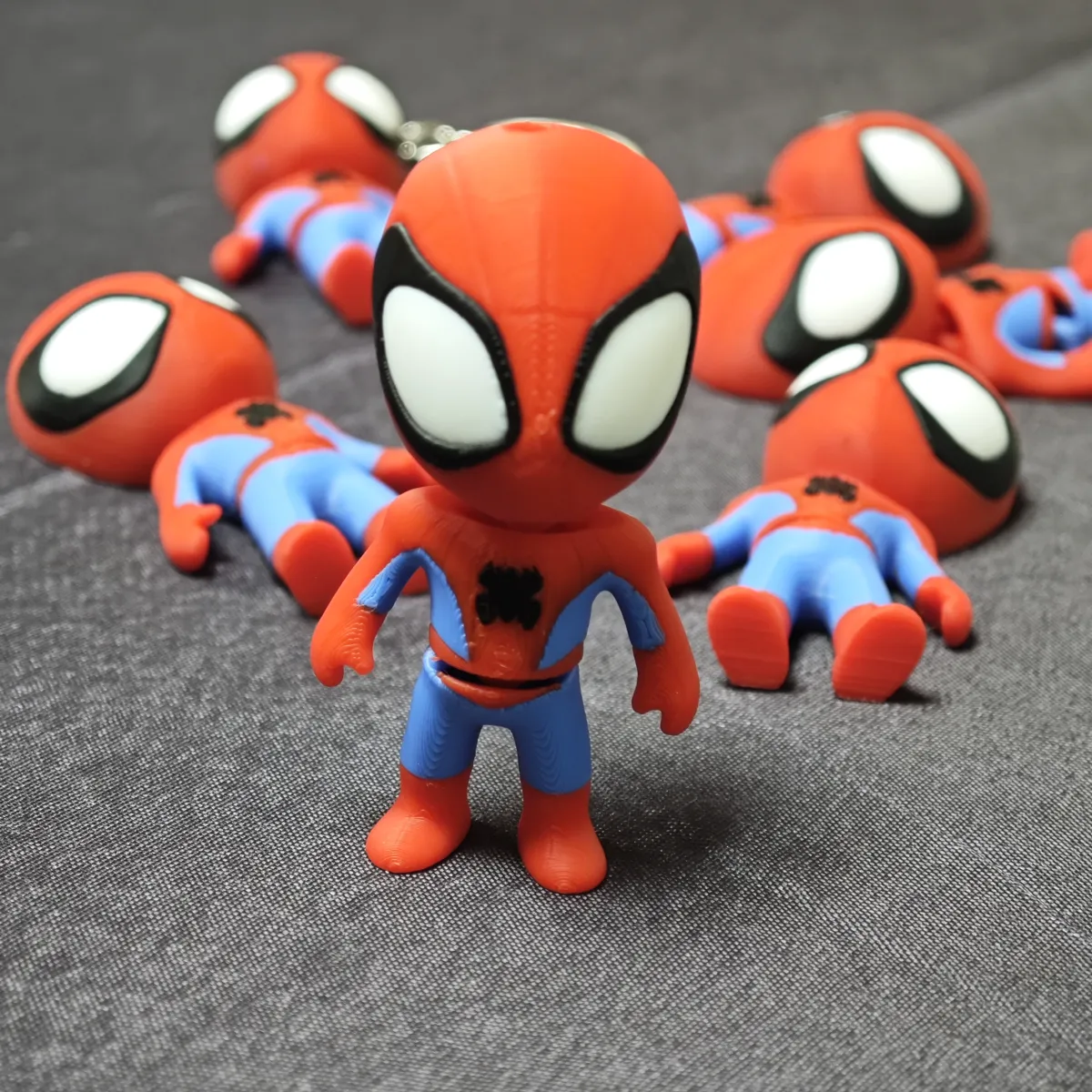 Spidey Mini Flexi, Articulated Superhero Figure, photo 4 of 4 - Spidey Mini Flexi, Articulated Superhero Figure Miniatures