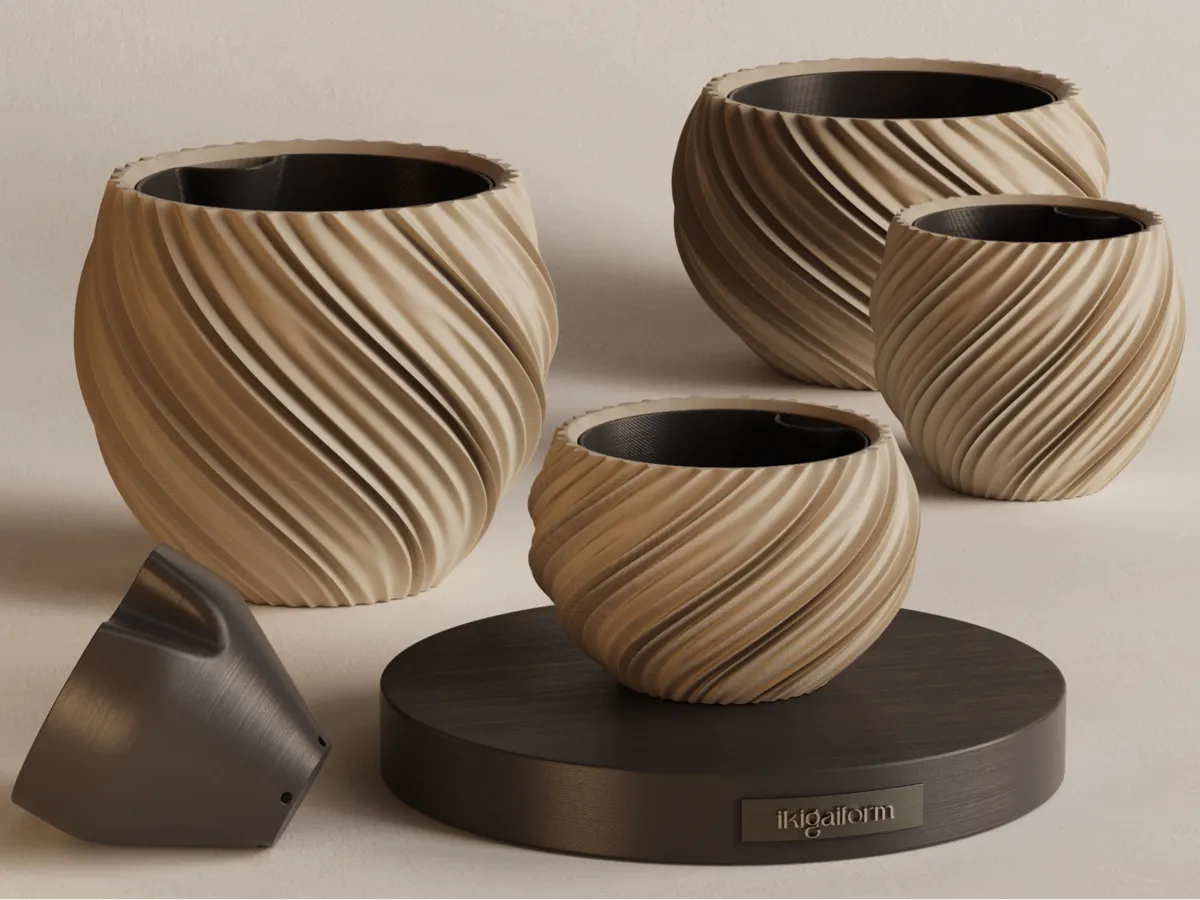 Aya Collection, Self-Watering Pots & Planters