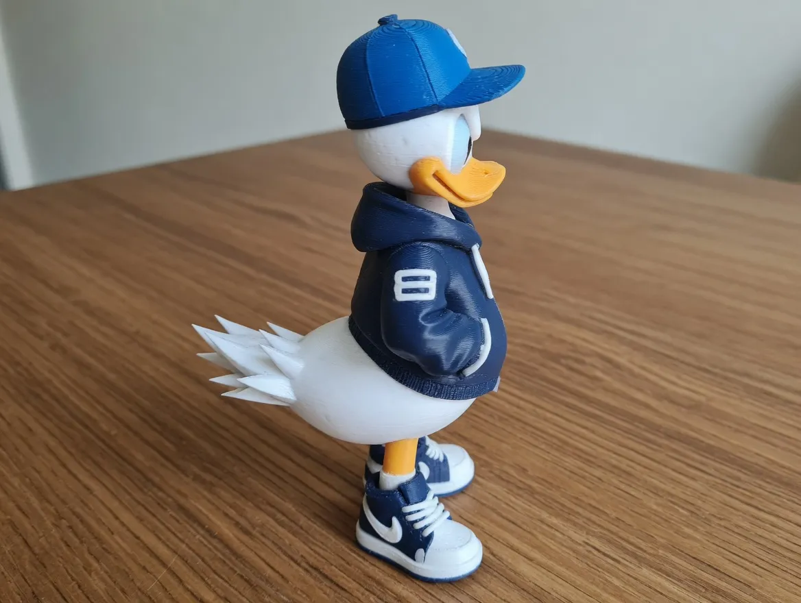 Urban Donald Duck Figure | Disney, photo 3 of 3 - Urban Donald Duck Figure | Disney Figurines & Collectibles