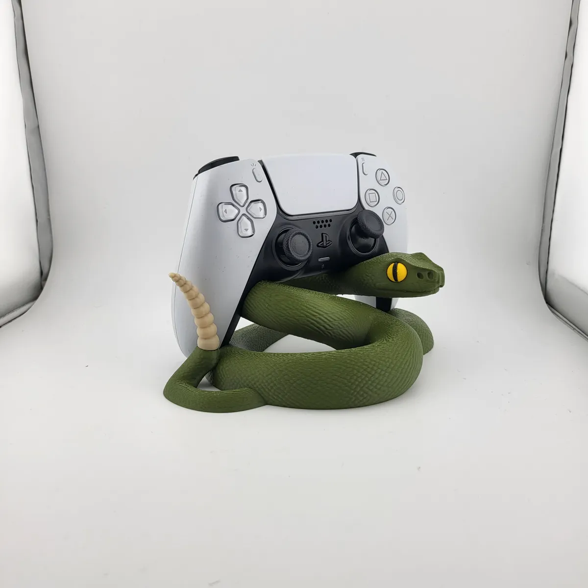 PS5 PS4 Controller Stand snake | DualSense Dock, photo 4 of 4 - PS5 PS4 Controller Stand snake | DualSense Dock Pets
