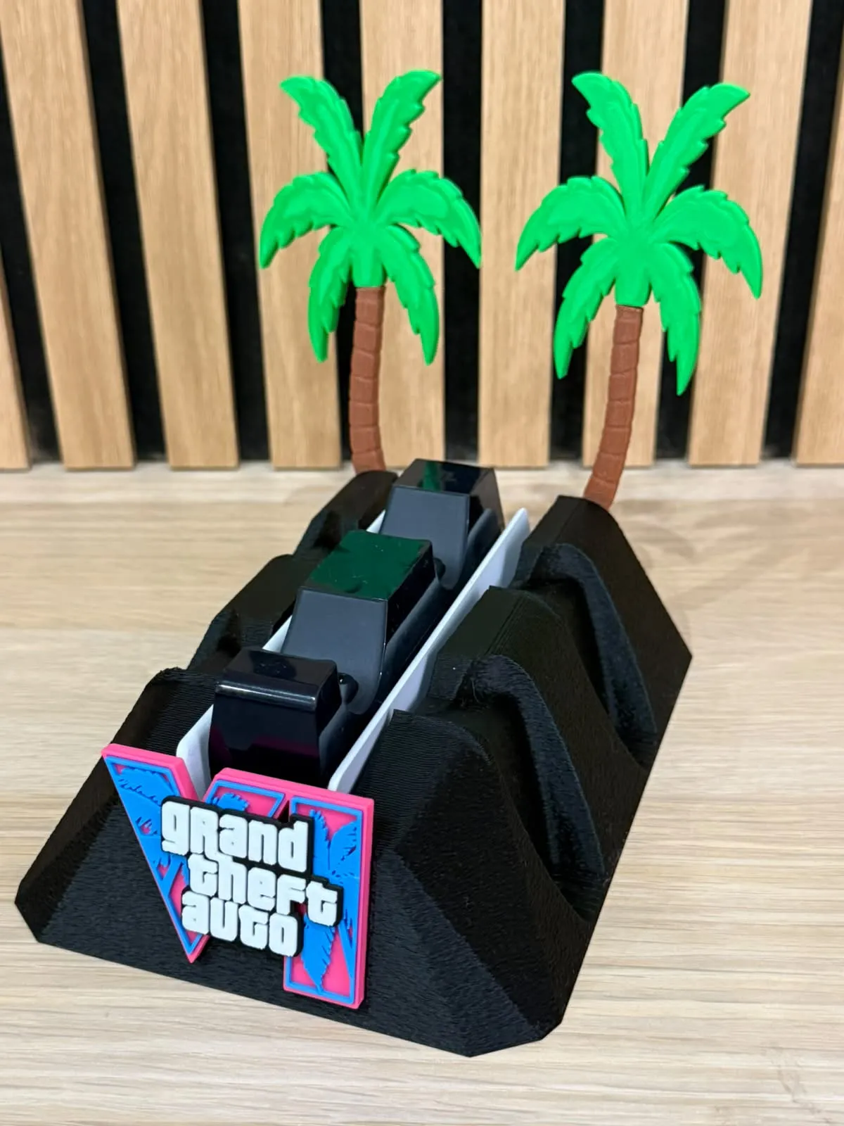 GTA6 supporto base ricarica ps5 SONY, photo 4 of 4 - GTA6 supporto base ricarica ps5 SONY Gaming Accessories