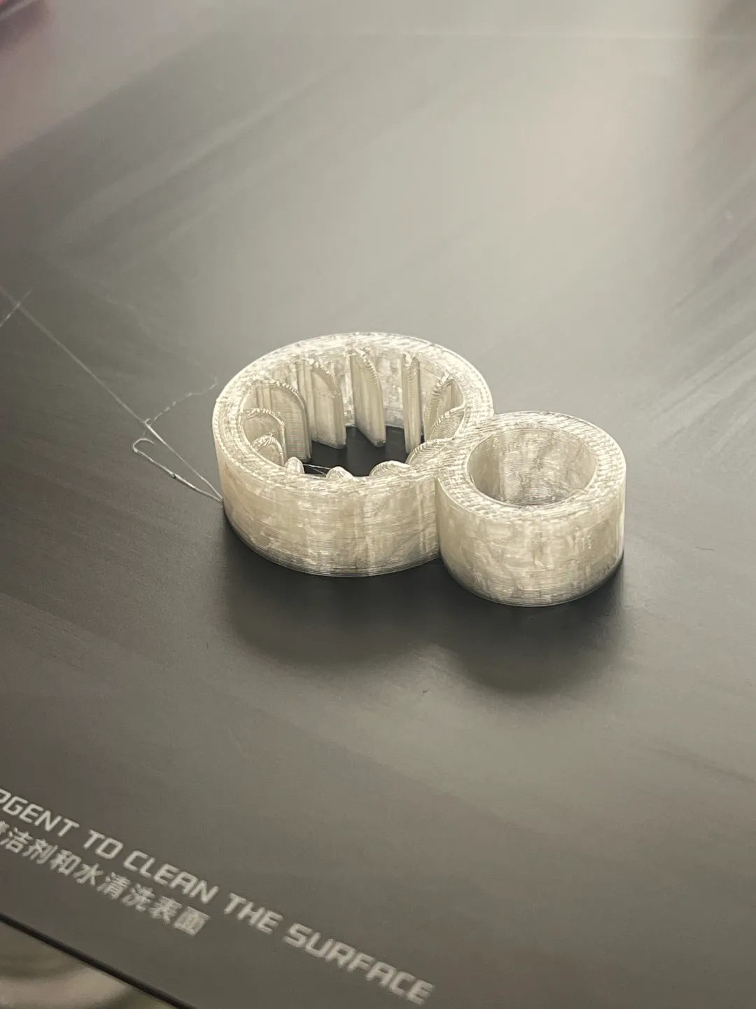 8-shaped handle mounted door stopper