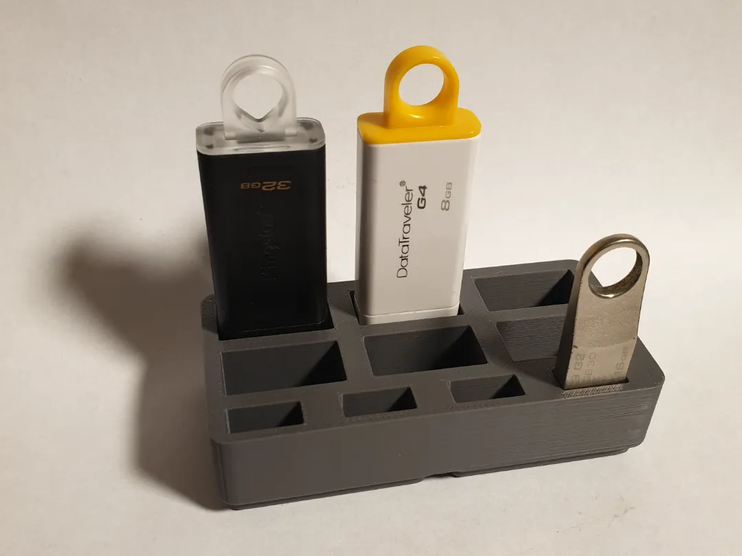 USB Holder