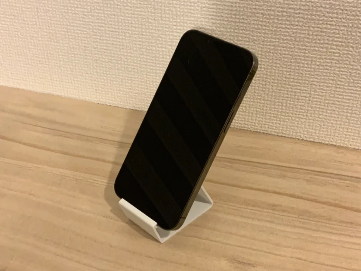 Minimal Phone Stand, photo 2 of 4 - Minimal Phone Stand Household