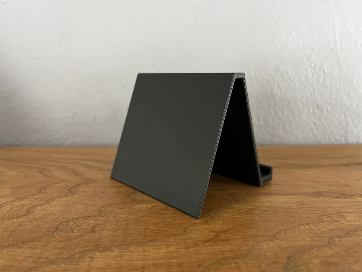 Basic phone stand, photo 2 of 3 - Basic phone stand Household