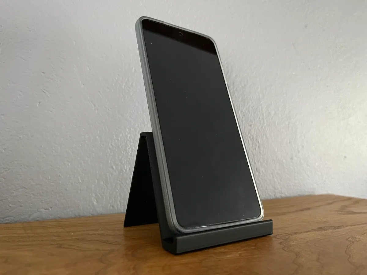 Basic phone stand, photo 3 of 3 - Basic phone stand Household