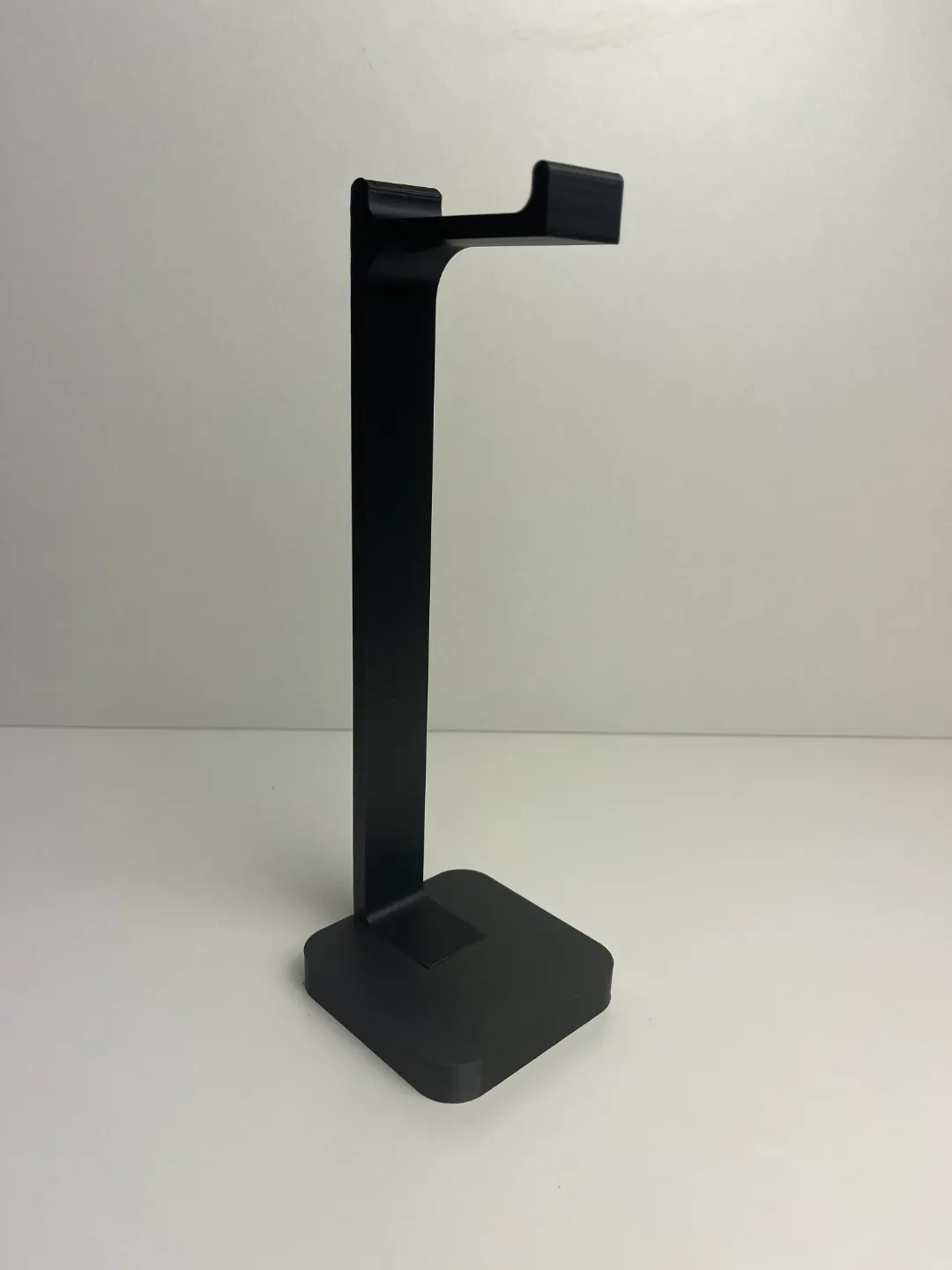Minimalistic Headset Stand, photo 2 of 3 - Minimalistic Headset Stand Mobile & Device Accessories