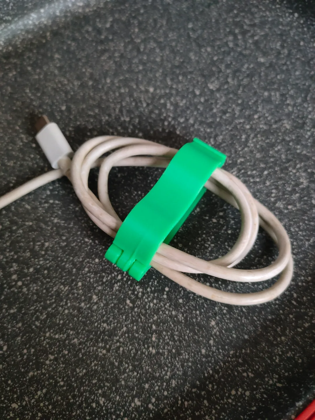 Clip Cable, photo 4 of 4 - Clip Cable Mobile & Device Accessories