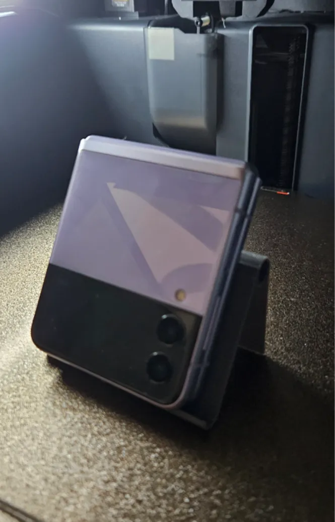 Simple small phone stand - Office, in stock in India