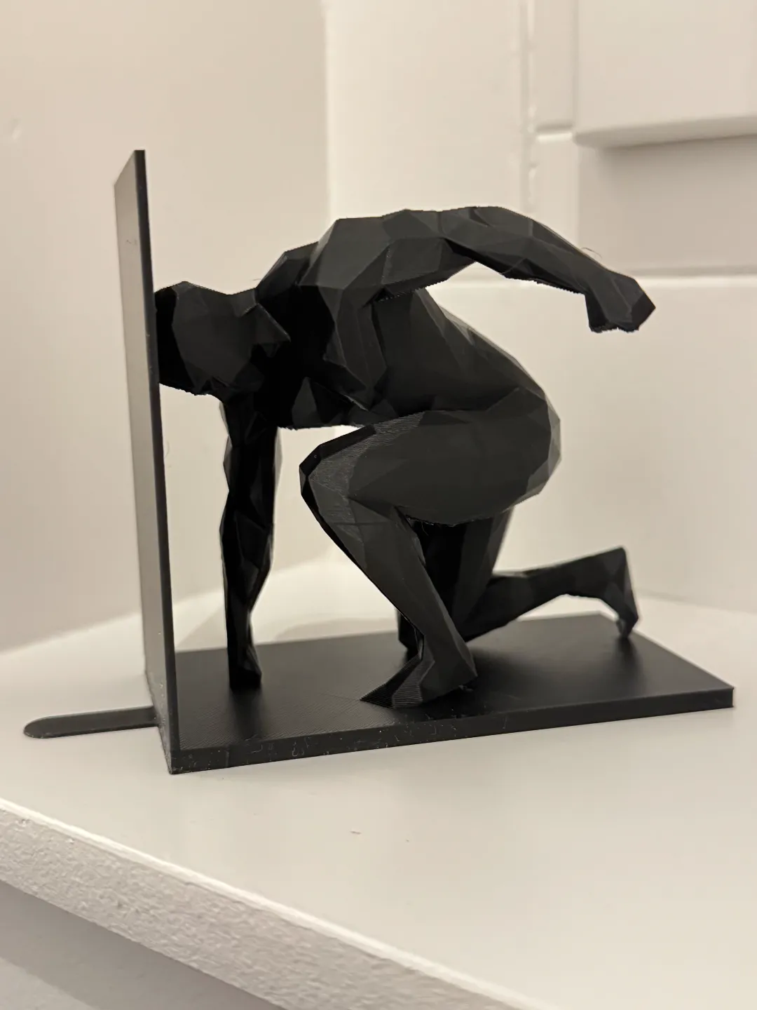 Low Poly Man - Bookholder / Bookstand, photo 3 of 4 - Low Poly Man - Bookholder / Bookstand Desk & Office
