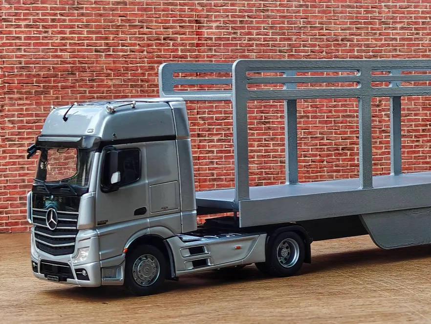 Car Transporter in 1:43 scale