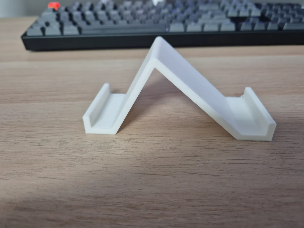 Mobile stand for phones and tablets, photo 3 of 4 - Mobile stand for phones and tablets Tools
