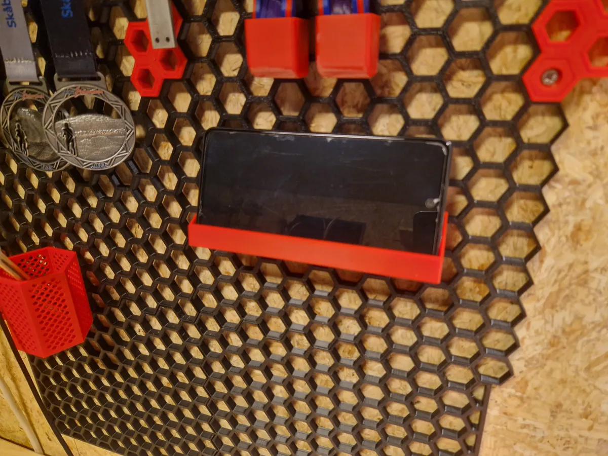 HSW Phone Holder, photo 2 of 3 - HSW Phone Holder Tools