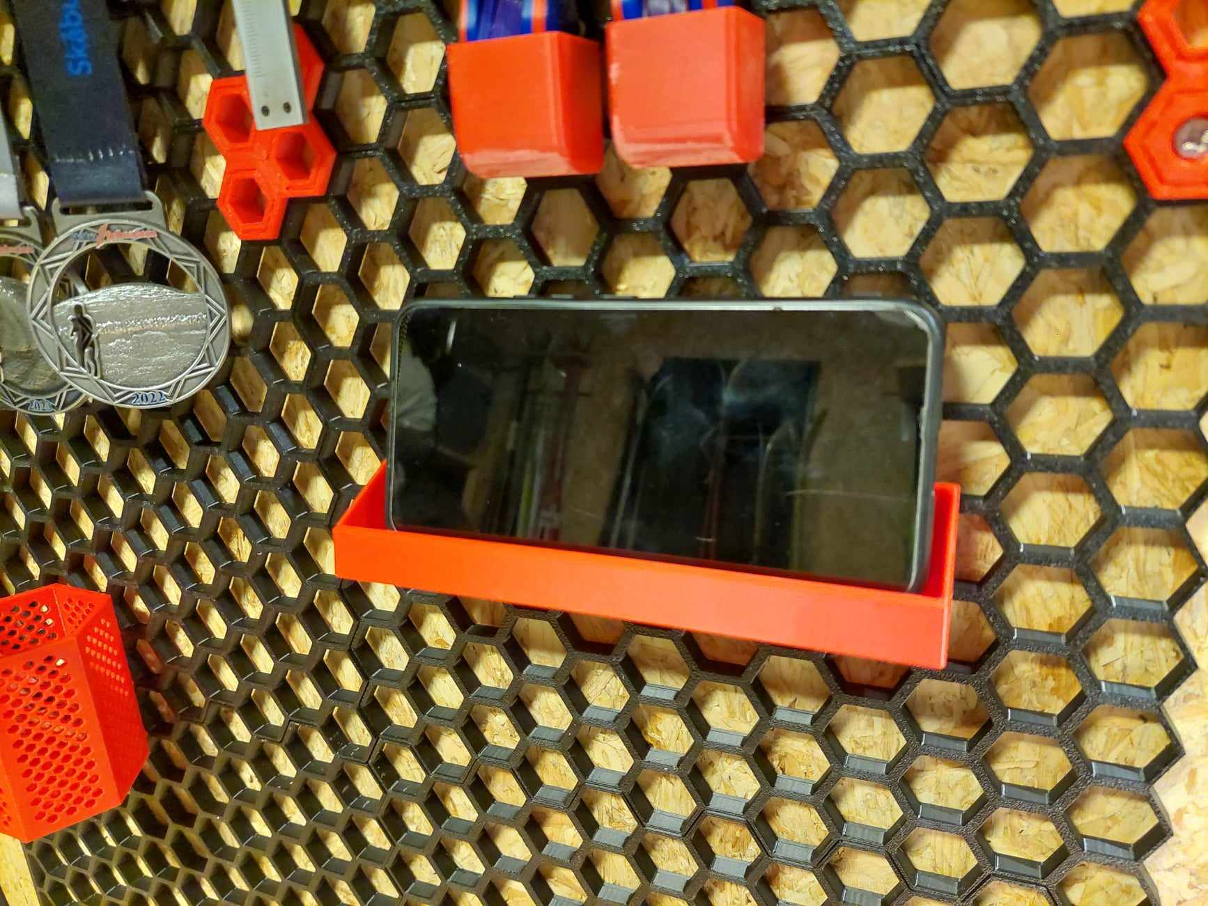 HSW Phone Holder, photo 3 of 3 - HSW Phone Holder Tools