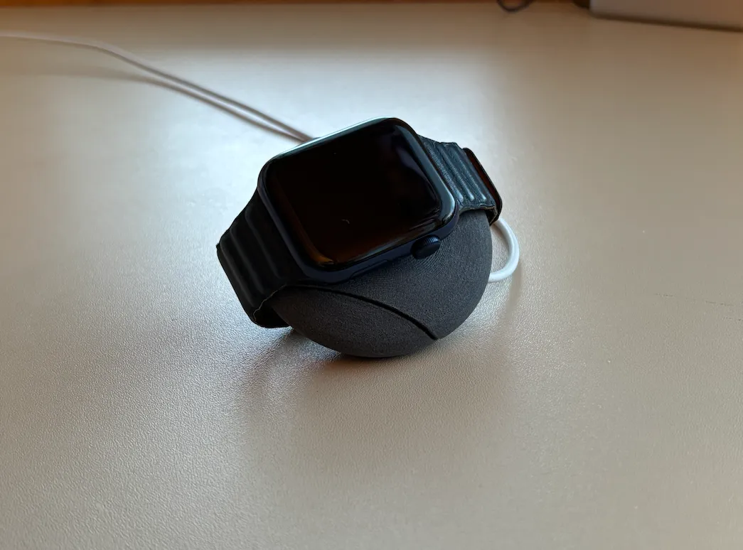 Apple Watch Travel Charger - "Pebble Stone", photo 2 of 3 - Apple Watch Travel Charger - "Pebble Stone" Tools