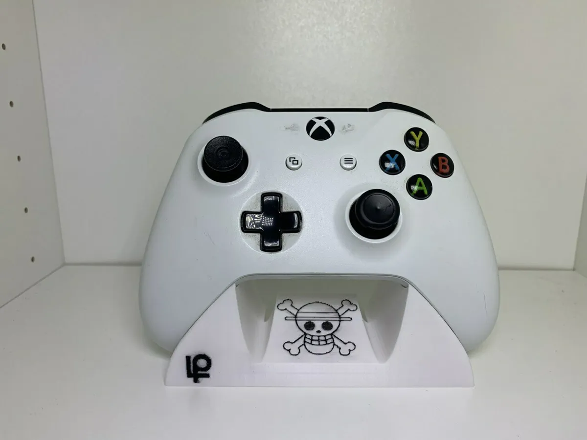 Stand per controller xbox tema one piece - Electronics, in stock in India