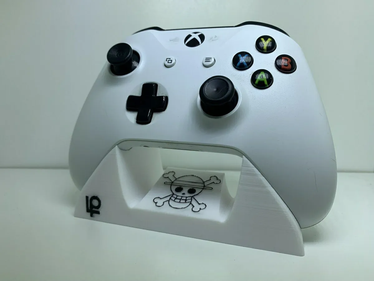 Stand per controller xbox tema one piece, photo 2 of 3 - Stand per controller xbox tema one piece Hobby & DIY