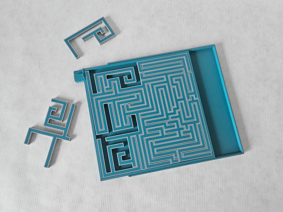 Geometric Jigsaw Puzzle with Box / Giftbox, photo 4 of 4 - Geometric Jigsaw Puzzle with Box / Giftbox Toys, Games & Hobbies