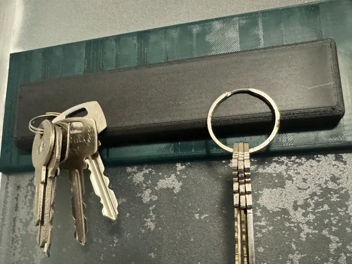 Minimalist Magnetic Key Holder