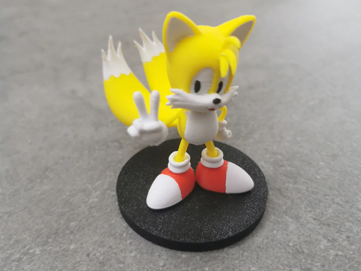 Tails Multicolor