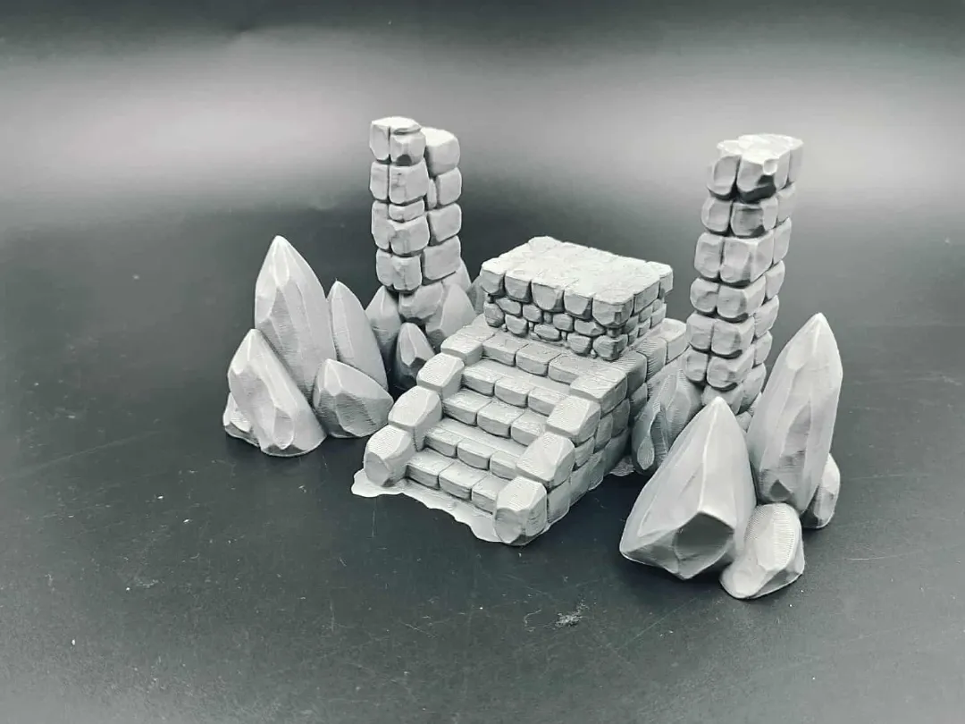 D&D Terrain, Stone Altar with Crystals - RPG