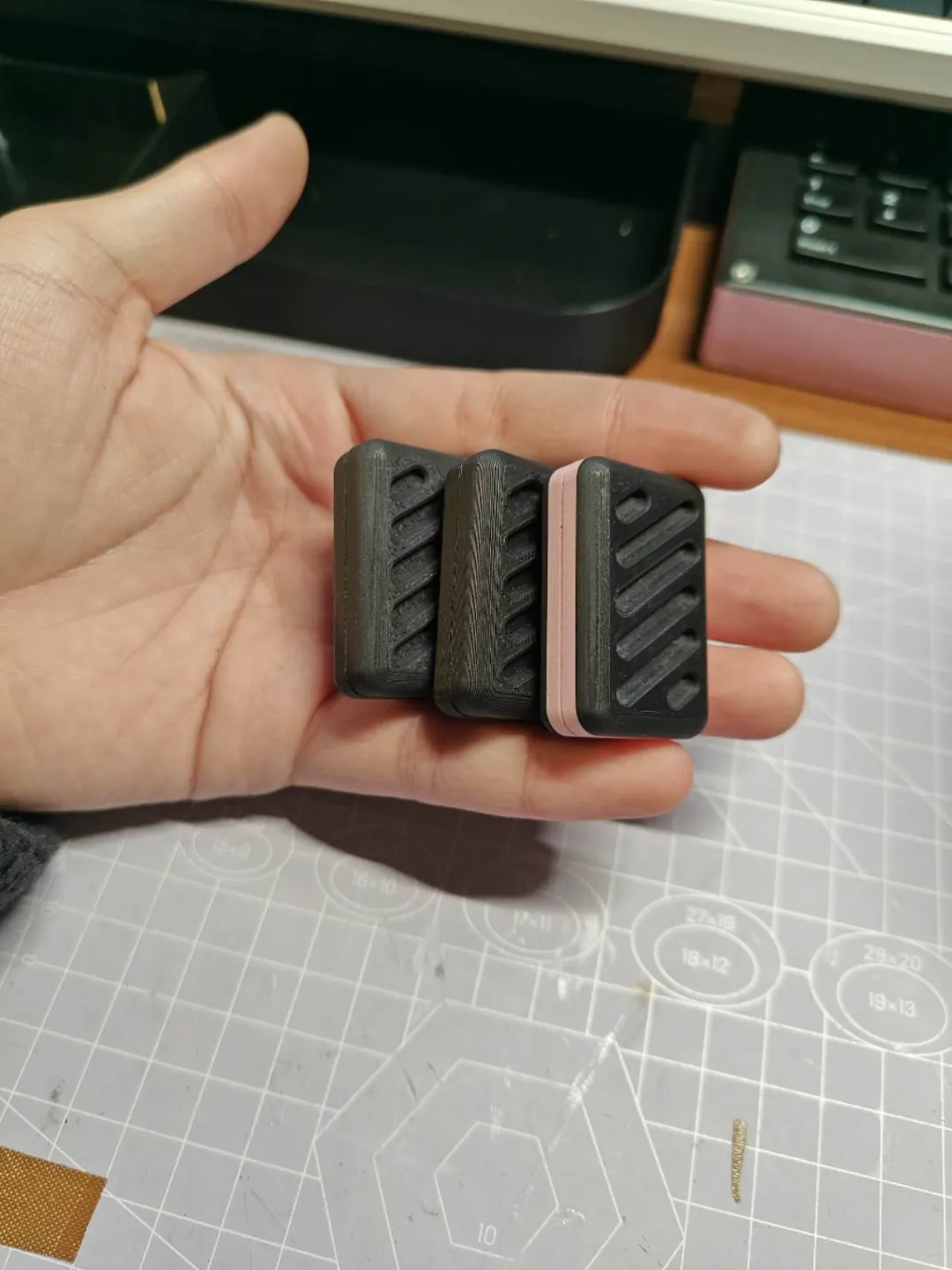 EDC magnetic fidget slider, photo 4 of 4 - EDC magnetic fidget slider Toys & Games