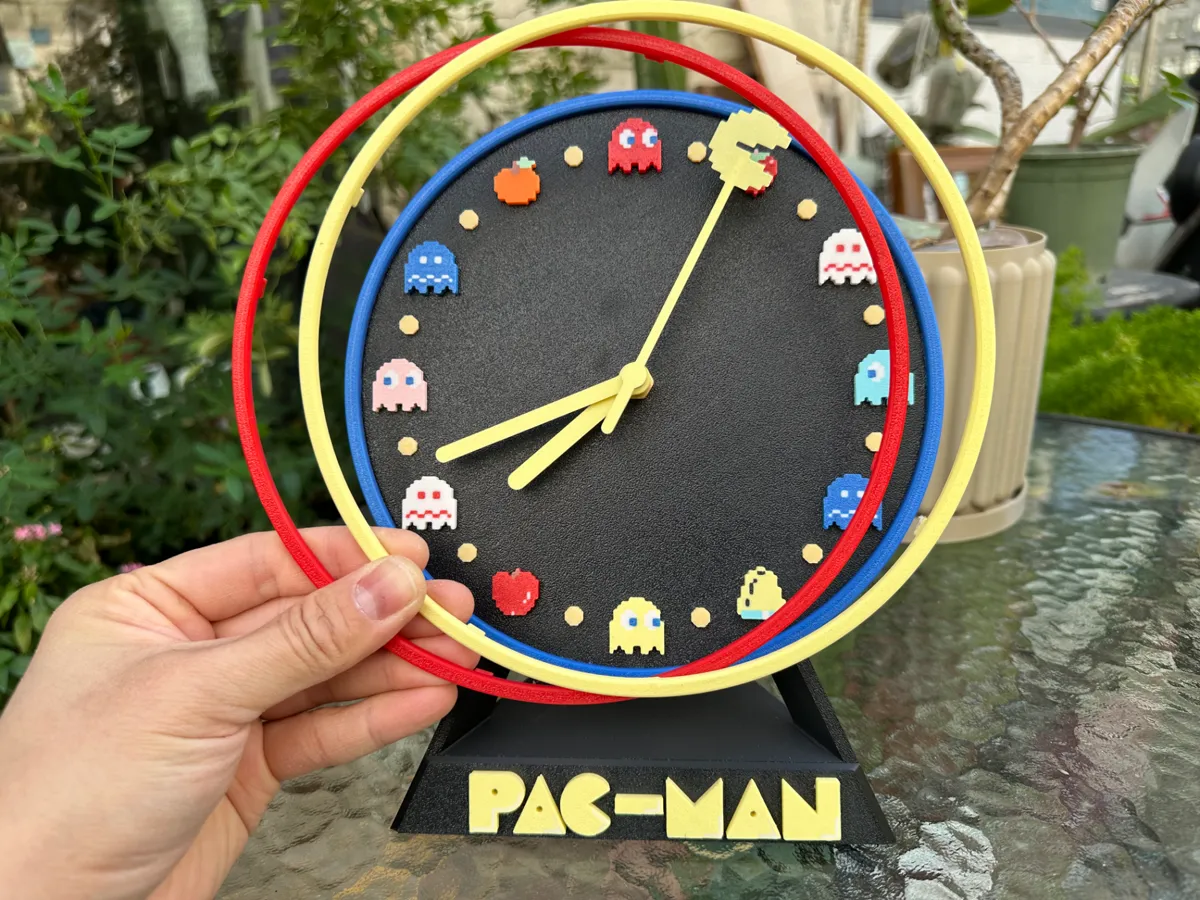 Theme-Changeable Pixel Style Desktop Clock, photo 2 of 2 - Theme-Changeable Pixel Style Desktop Clock Household