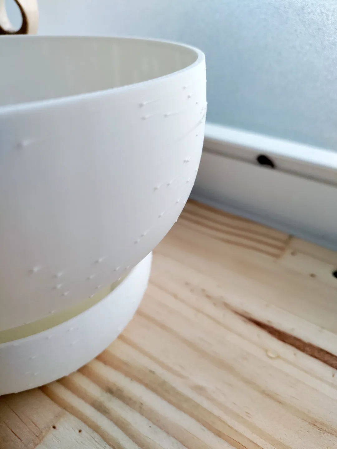 Plant Pot with Large Water Reservoir - 2 Sizes, photo 3 of 4 - Plant Pot with Large Water Reservoir - 2 Sizes Garden & Outdoor