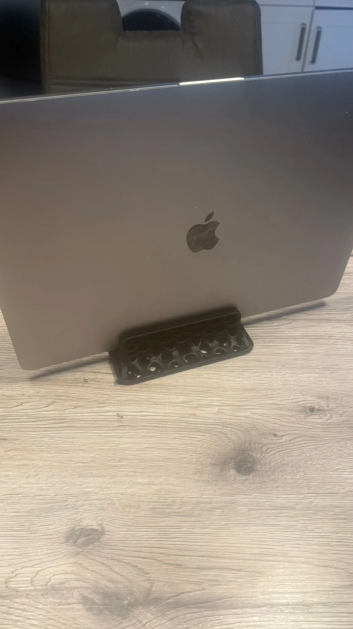 Macbook Pro / Macbook Air Ständer Voronoy, photo 4 of 4 - Macbook Pro / Macbook Air Ständer Voronoy Mobile & Device Accessories