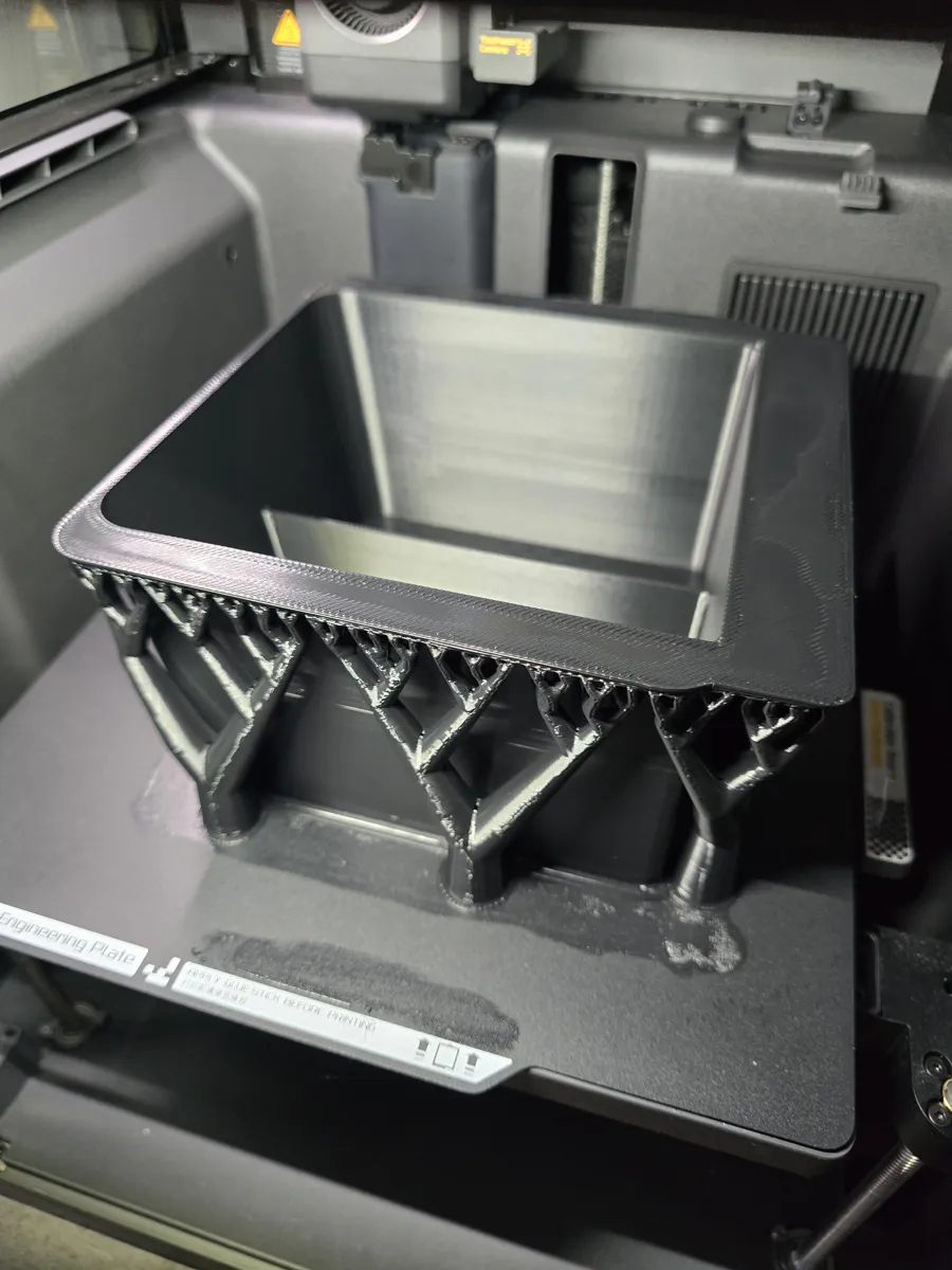 Tesla Model Y Juniper 2025 3Part Armrest Organizer, photo 4 of 4 - Tesla Model Y Juniper 2025 3Part Armrest Organizer Car & Vehicle