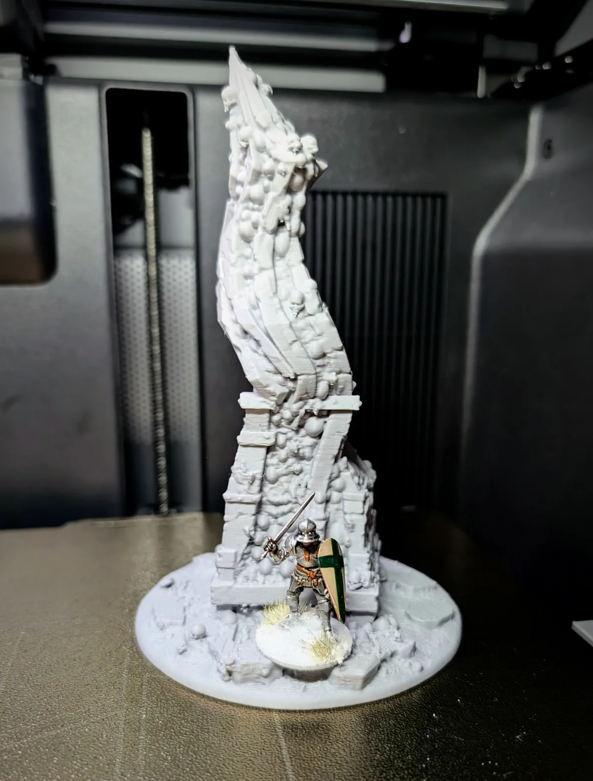 Nurgle Plague Spire, Corrupted Chaos Terrain, photo 3 of 3 - Nurgle Plague Spire, Corrupted Chaos Terrain Board Games & Tabletop