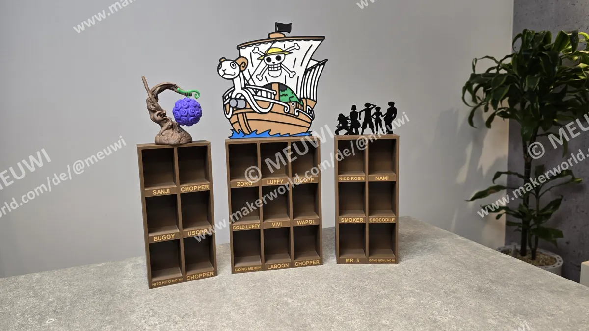 One Piece Kinder Joy Display, 22 Figures Diorama, photo 2 of 4 - One Piece Kinder Joy Display, 22 Figures Diorama Miniatures