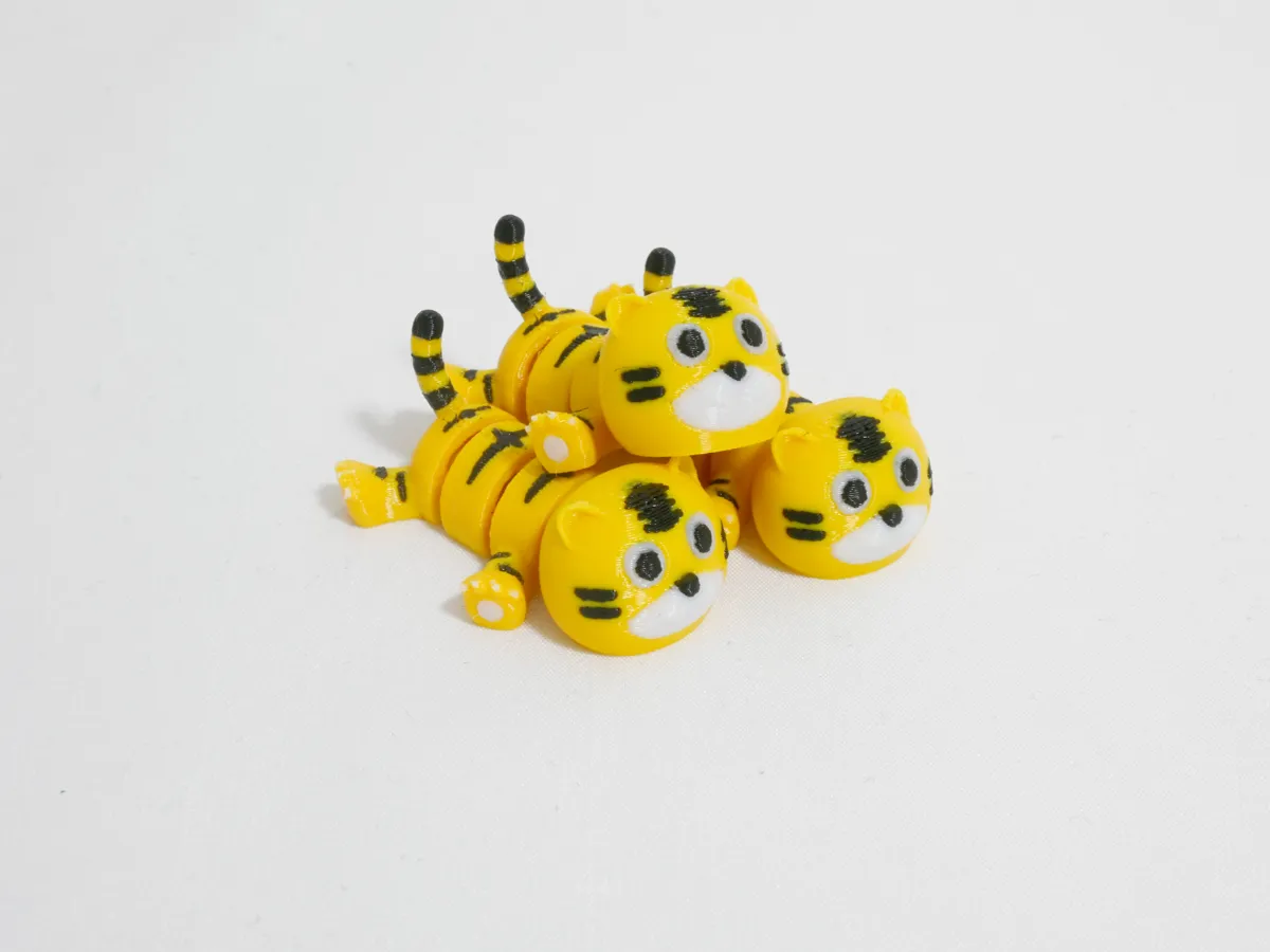 Articulated Pocket Pets, Cute Tiger, photo 4 of 4 - Articulated Pocket Pets, Cute Tiger Fidget & Sensory Toys