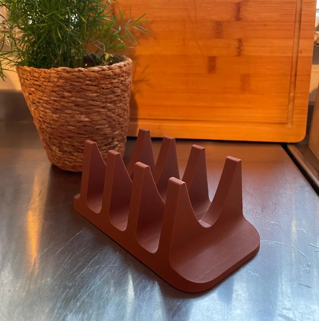 Chopping board stand