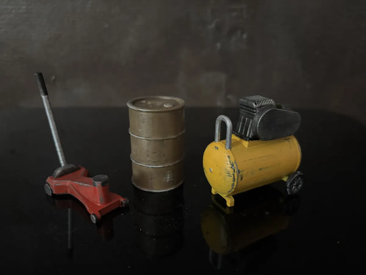 hydraulic Car Jack 1:24 garage diorama accessories, photo 4 of 4 - hydraulic Car Jack 1:24 garage diorama accessories Figurines & Collectibles