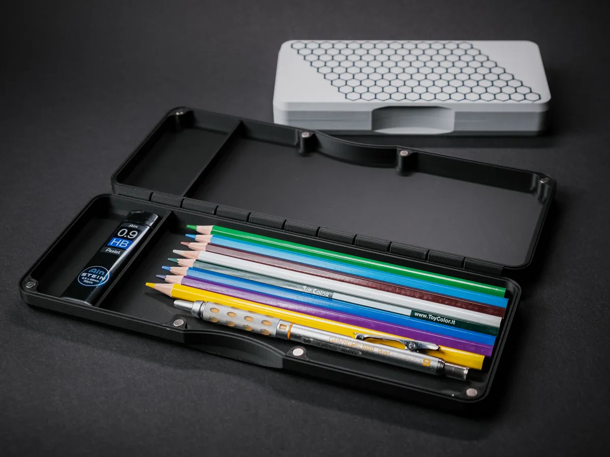 Hexagon Pattern Pencil Case, photo 4 of 4 - Hexagon Pattern Pencil Case Desk & Office
