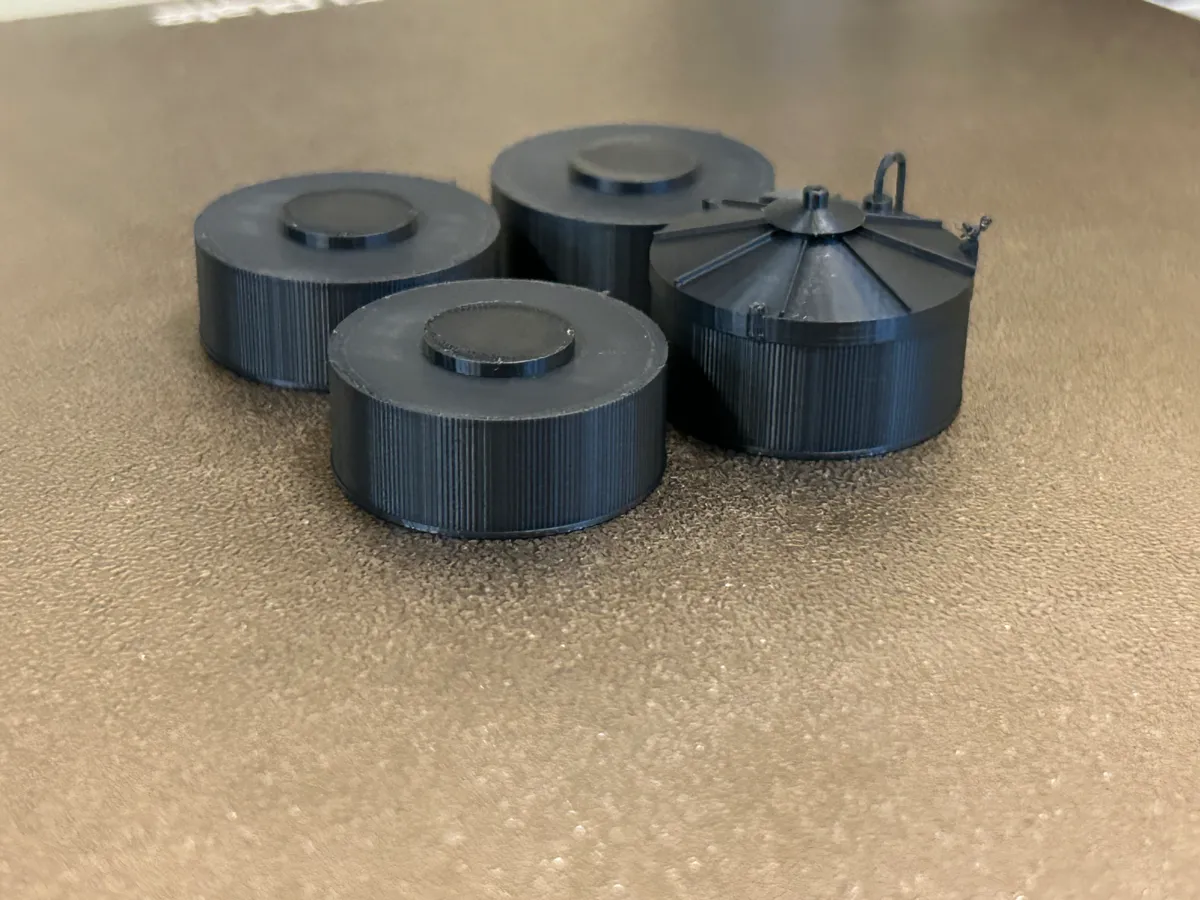 HO Scale Corrugated Vertical Fuel Silos, photo 4 of 4 - HO Scale Corrugated Vertical Fuel Silos Models, RC & Drones