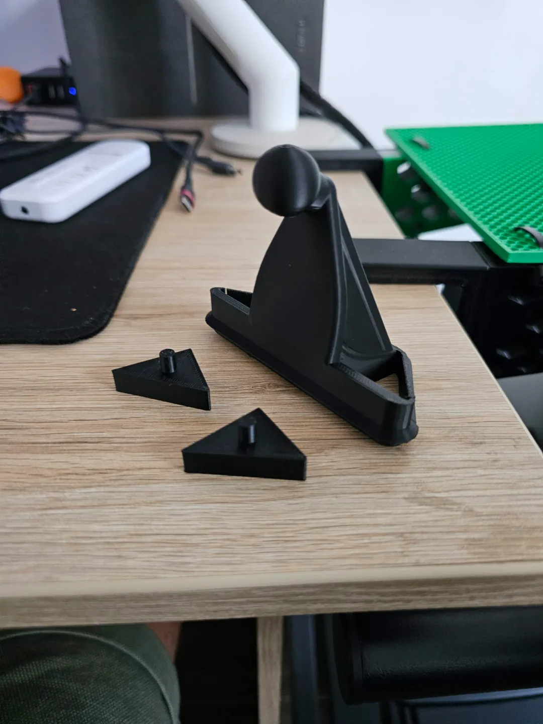 Volkswagen UP Phone Mount Ball Holder, photo 3 of 4 - Volkswagen UP Phone Mount Ball Holder Hobby & DIY
