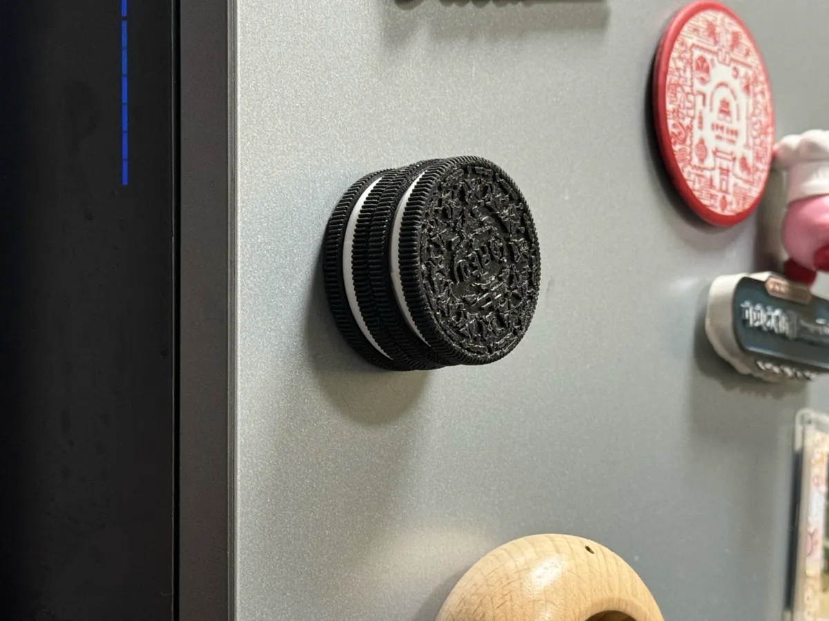 Oreo Cookie & Spinning Stress Relief Toy, photo 2 of 2 - Oreo Cookie & Spinning Stress Relief Toy Fidget & Sensory Toys